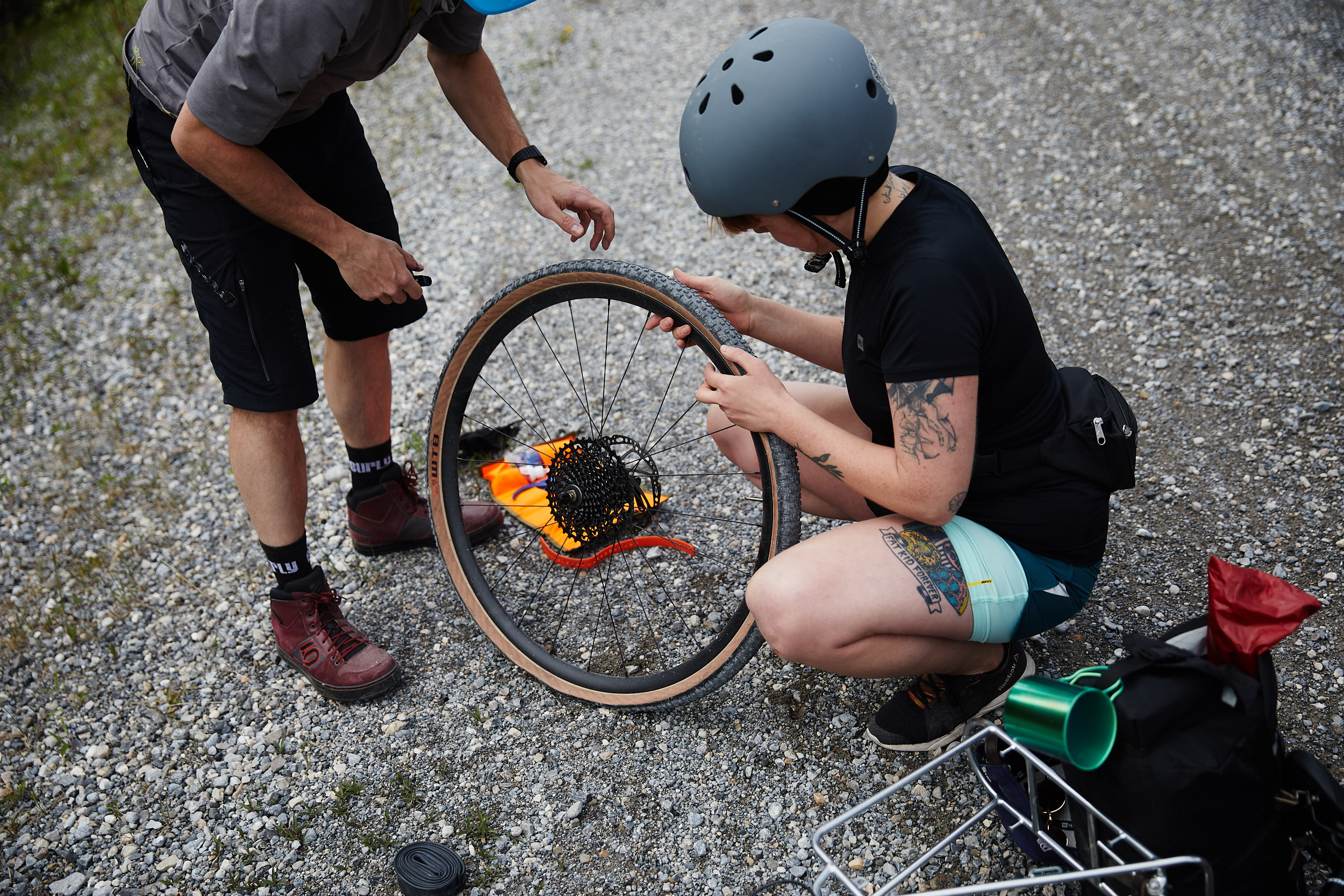  Oliva’s first of many punctures. Thankfully both Jeff and I managed to avoid any flats on the entire trip. 