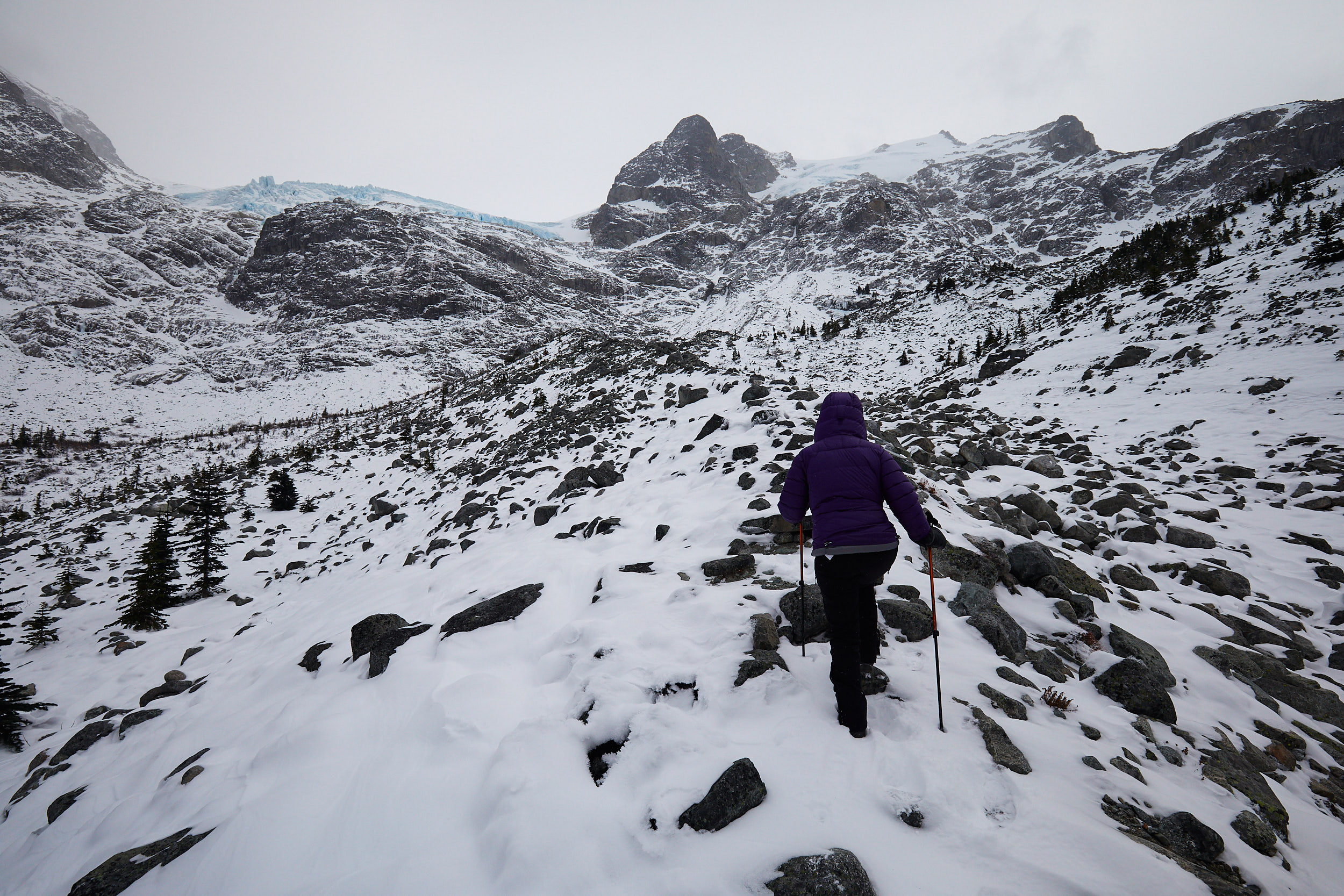  After setting up camp, we a did quick hike up behind the lake following an obvious ridge line. 