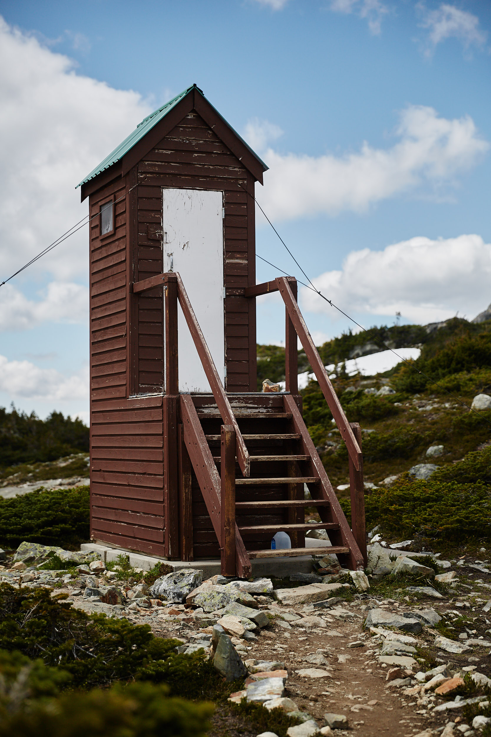  There is a nice outhouse close by the lake and hut. 