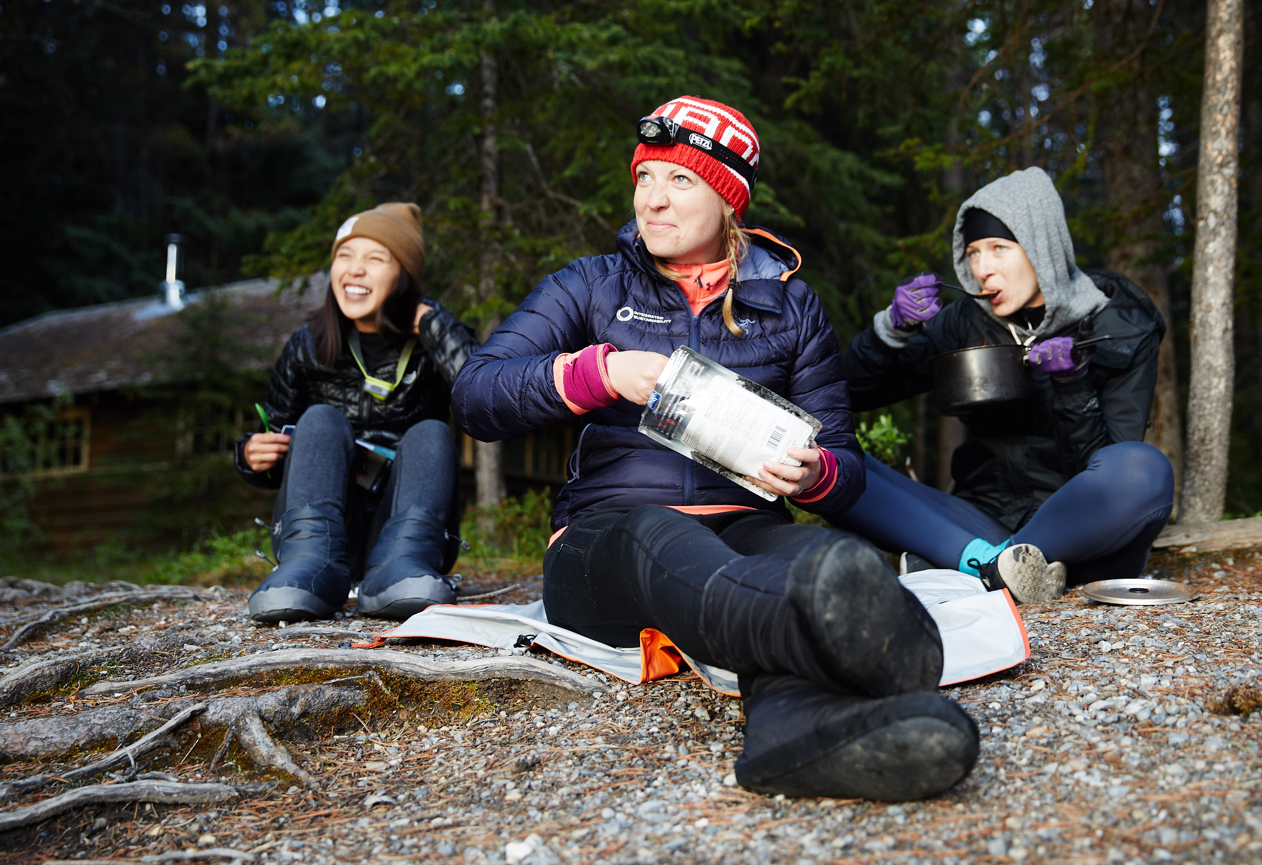  We reached the Waterfowl Lake campground at around 7pm and had some dinner at the lakes edge before setting up camp. 