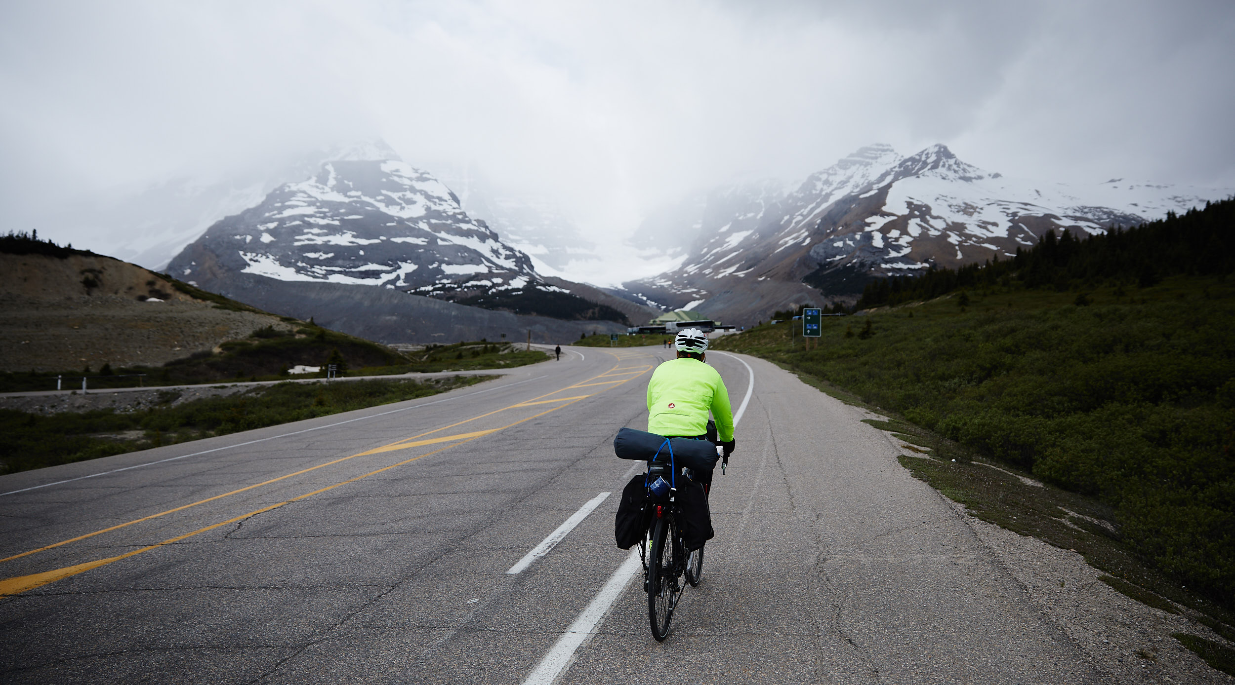 Icefields Parkway Cycle Tour - Lake Louise to Jasper 55.jpg