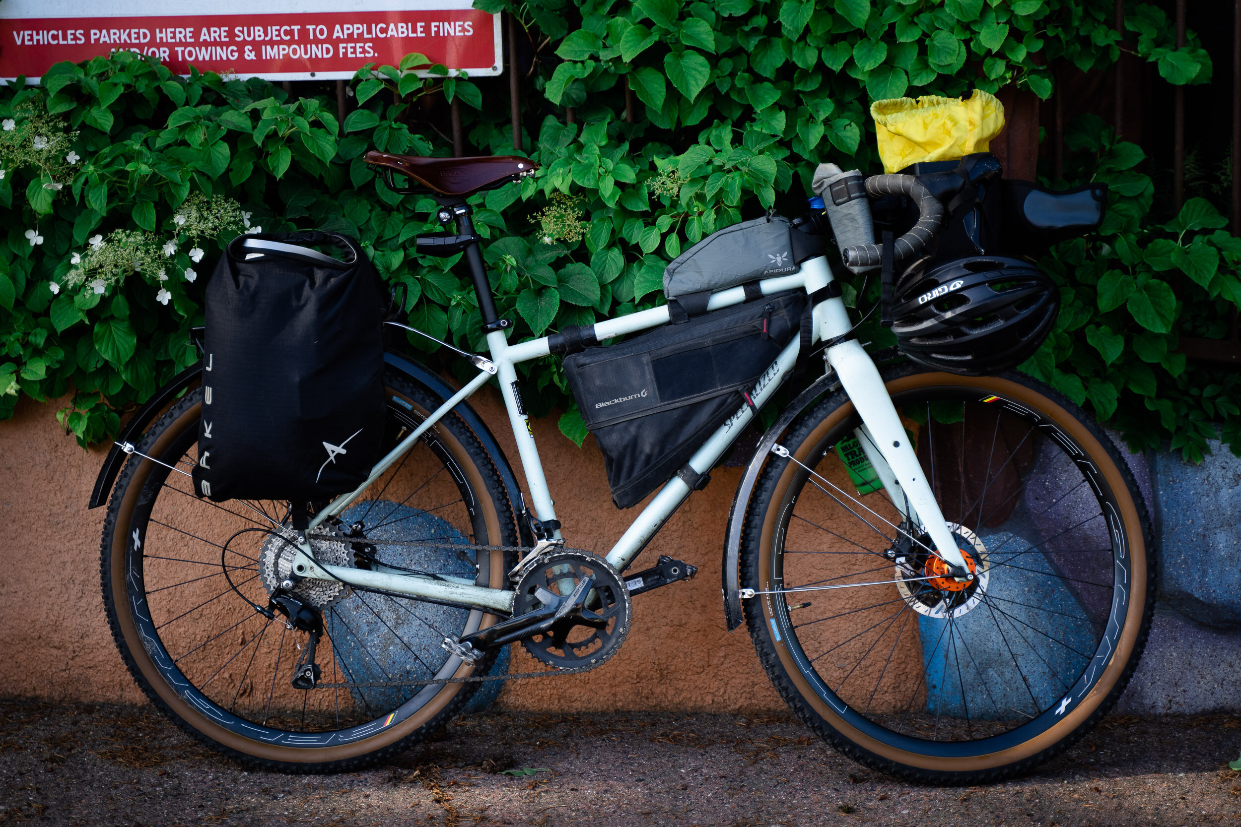 After getting a ride out to Cultus lake we both started setting up our bikes in a nearby parking lot.