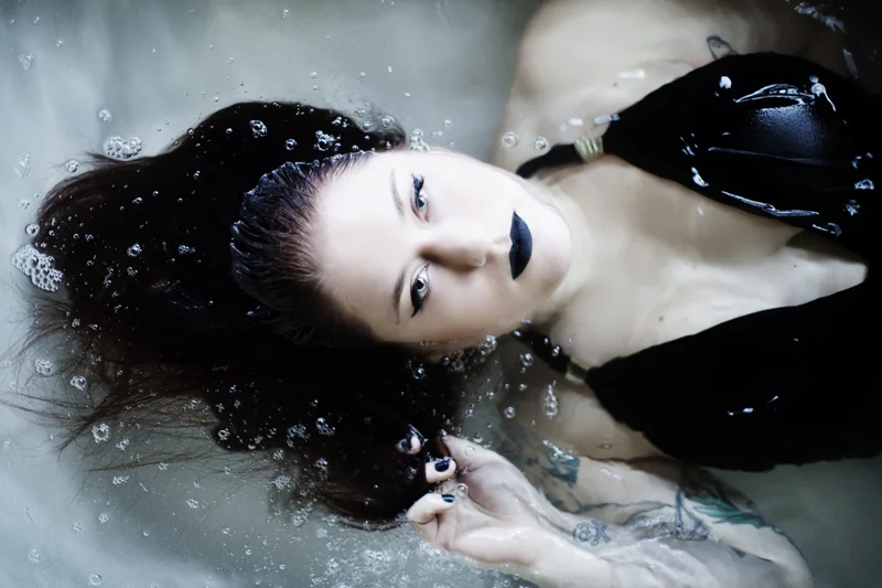 Boudoir Photography: Lindsey Thorne 