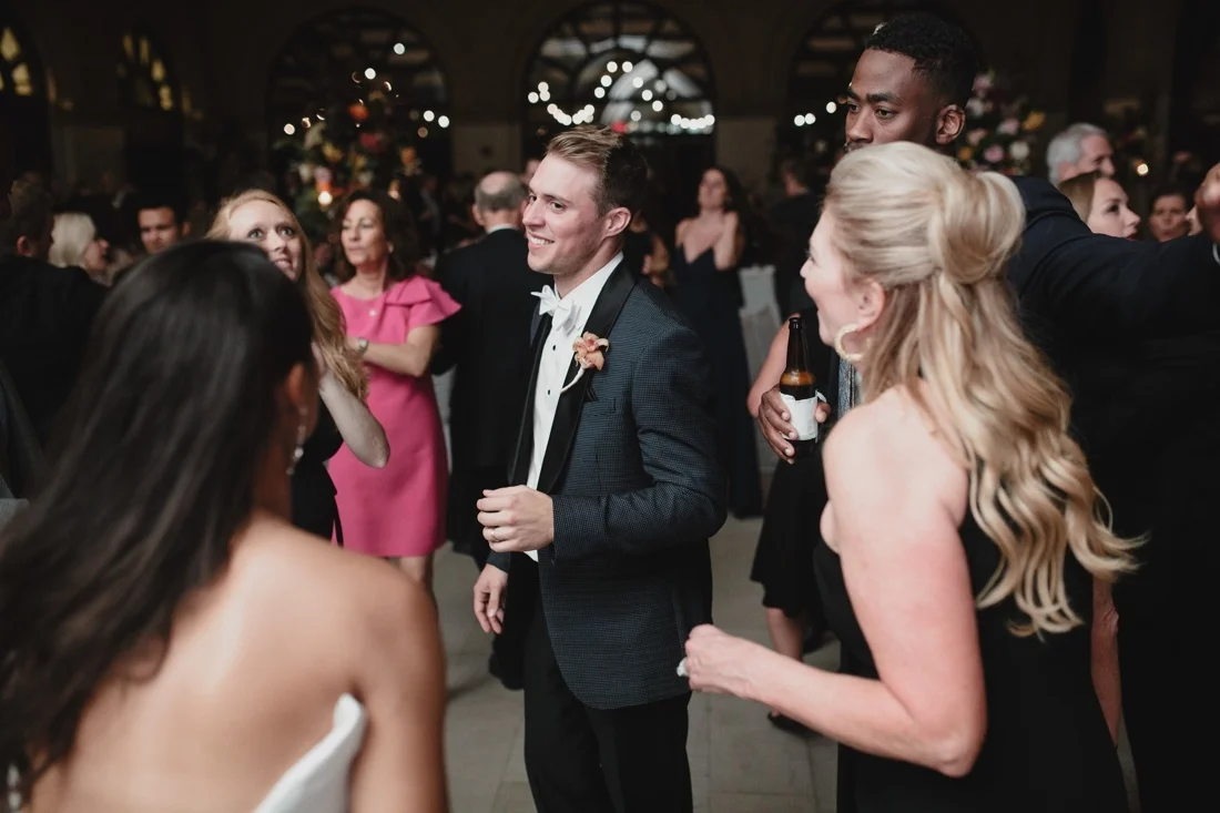 75_Minneapolis_Depot_Hotel_Wedding-1100x733.jpg