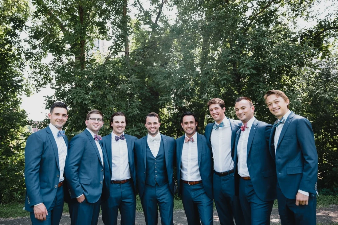 21_Minneapolis_Wedding_photographers-1100x733.jpg