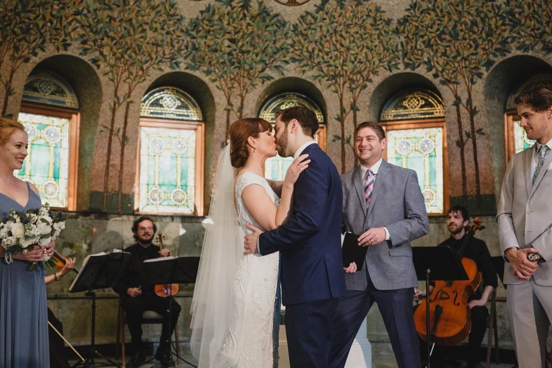 33_Minneapolis_Wedding_photographers-1100x733.jpg