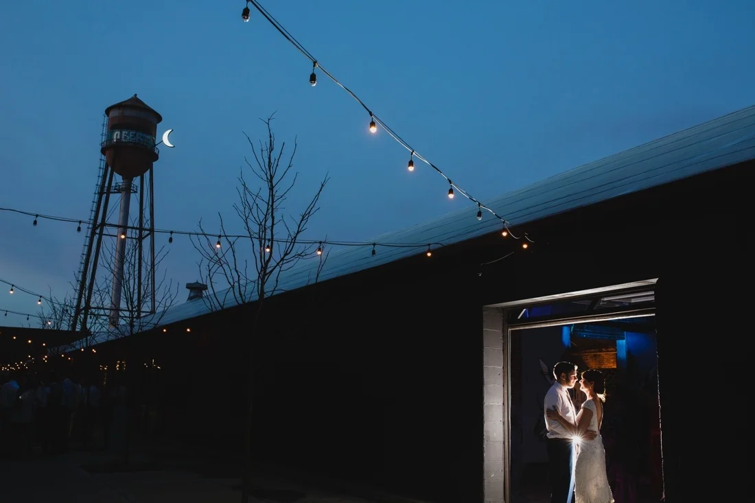 45_Minneapolis_Wedding_photographers-1100x733.jpg