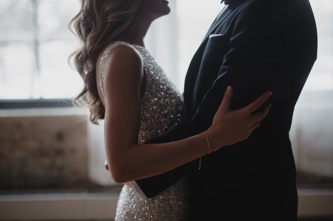 12_Minneapolis_Machine_Shop_Wedding-1100x733.jpg