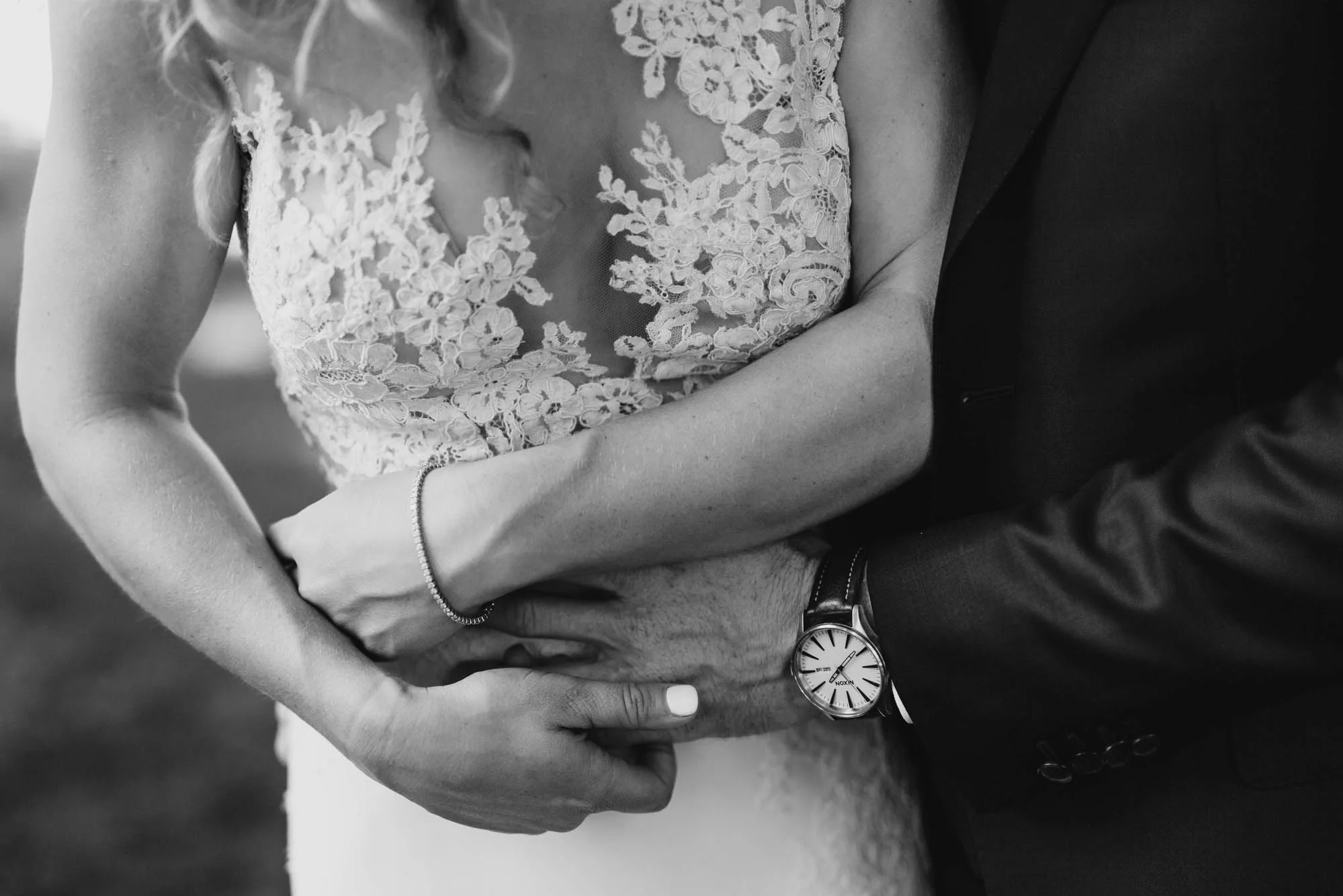 037_Wisconsin_lake_wedding.jpg