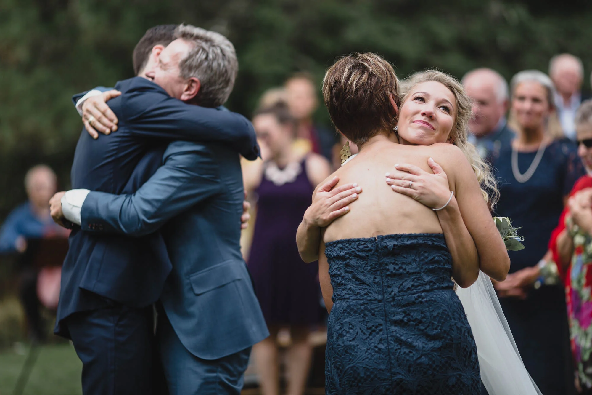 075_Wisconsin_lake_wedding.jpg