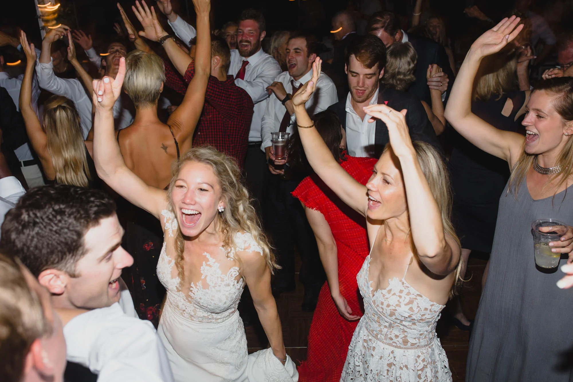 174_Wisconsin_lake_wedding.jpg