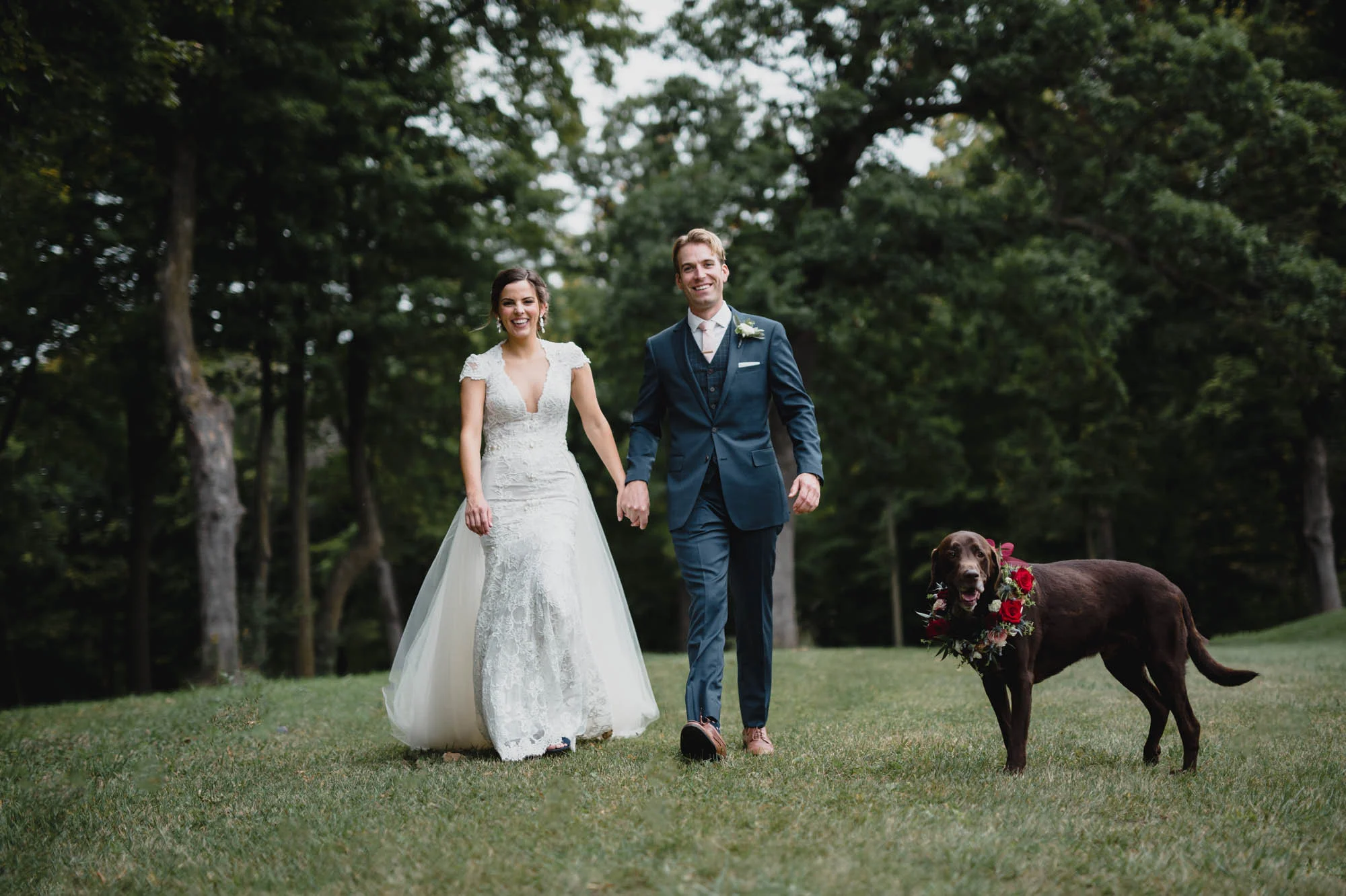 044_Minnesota_backyard_wedding.jpg