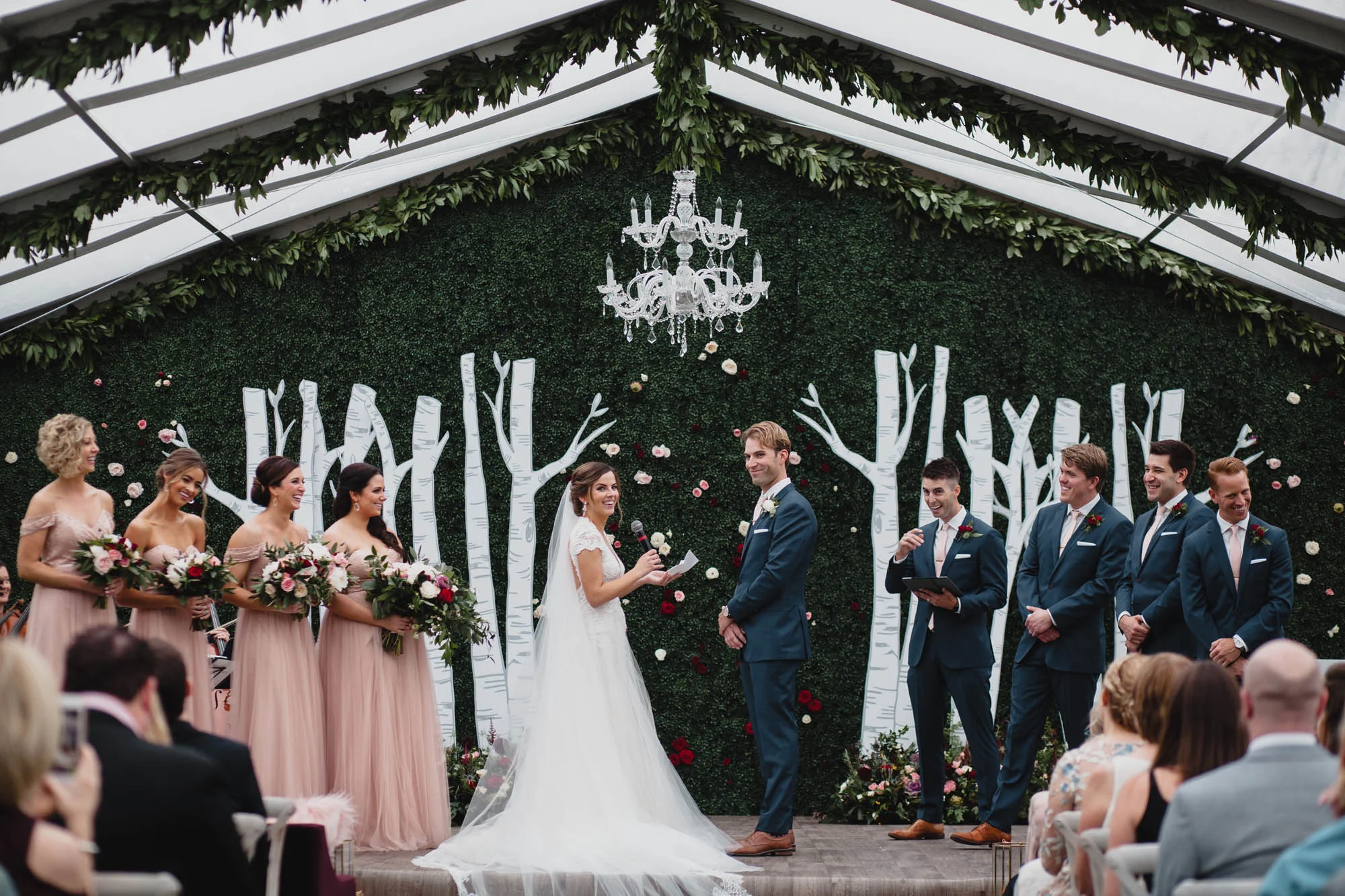 092_Minnesota_backyard_wedding.jpg