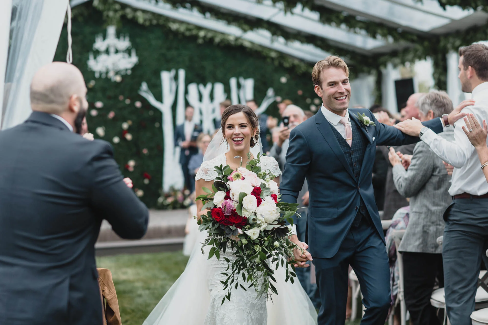 102_Minnesota_backyard_wedding.jpg