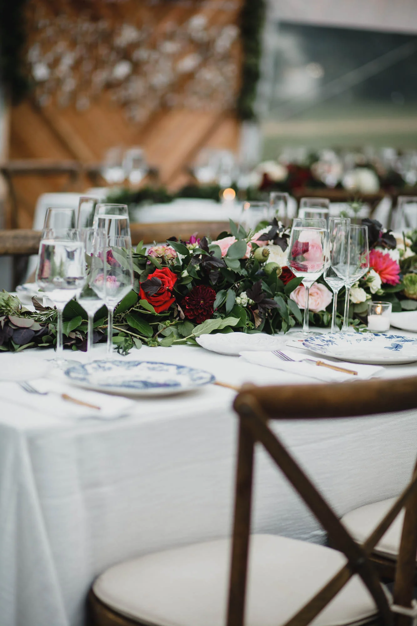 114_Minnesota_backyard_wedding.jpg