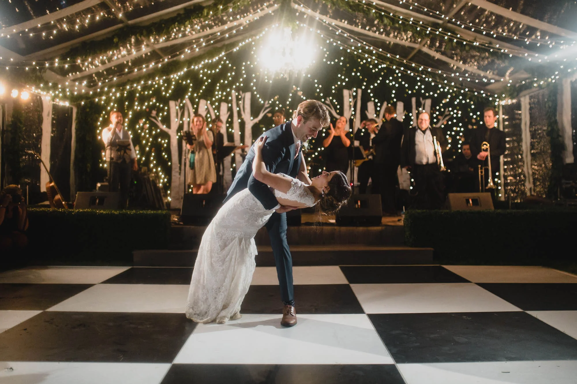 126_Minnesota_backyard_wedding.jpg