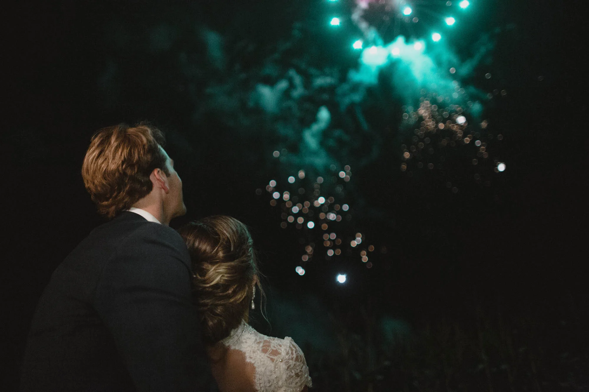 141_Minnesota_backyard_wedding.jpg