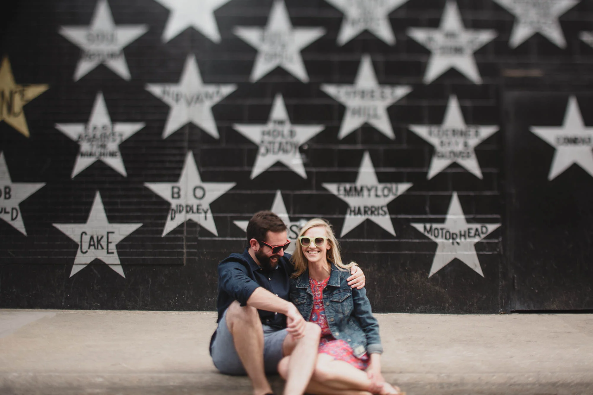04_Minneapolis_engagement_Session_First_Ave.jpg