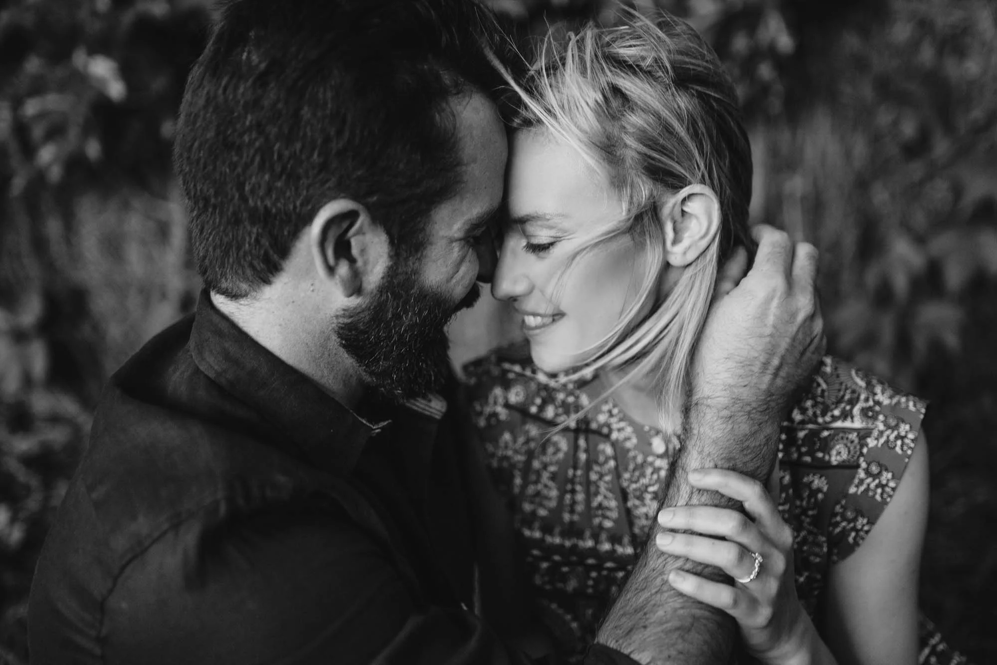 47_Minneapolis_engagement_Session_First_Ave.jpg