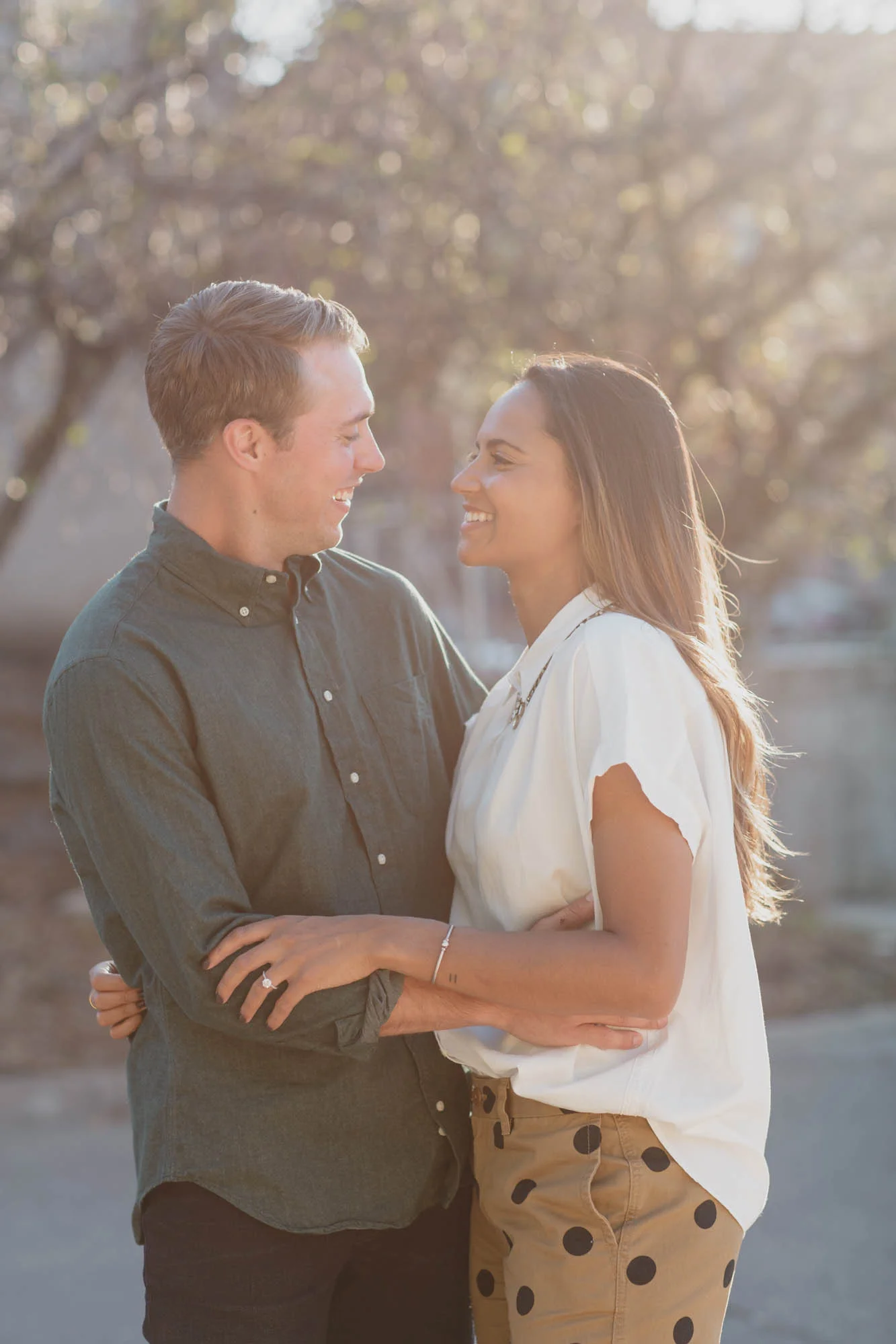 12_Minneapolis_north_loop_engagement_session.jpg