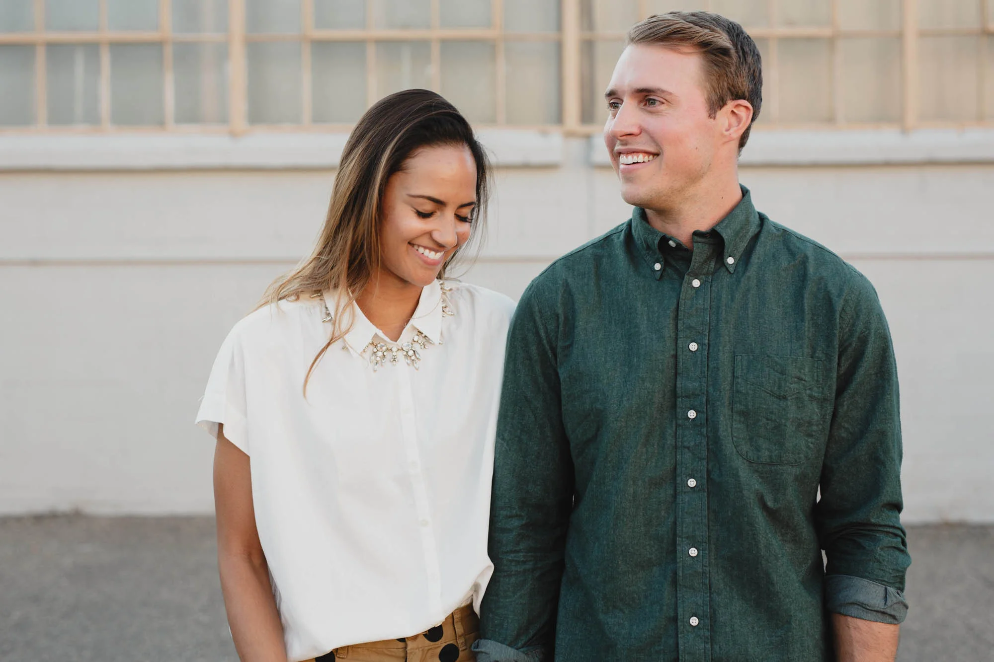 21_Minneapolis_north_loop_engagement_session.jpg