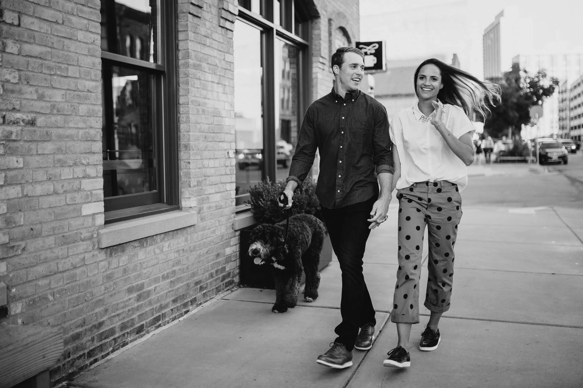 29_Minneapolis_north_loop_engagement_session.jpg