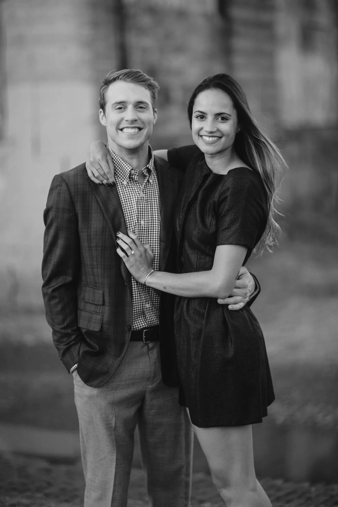 41_Minneapolis_north_loop_engagement_session.jpg