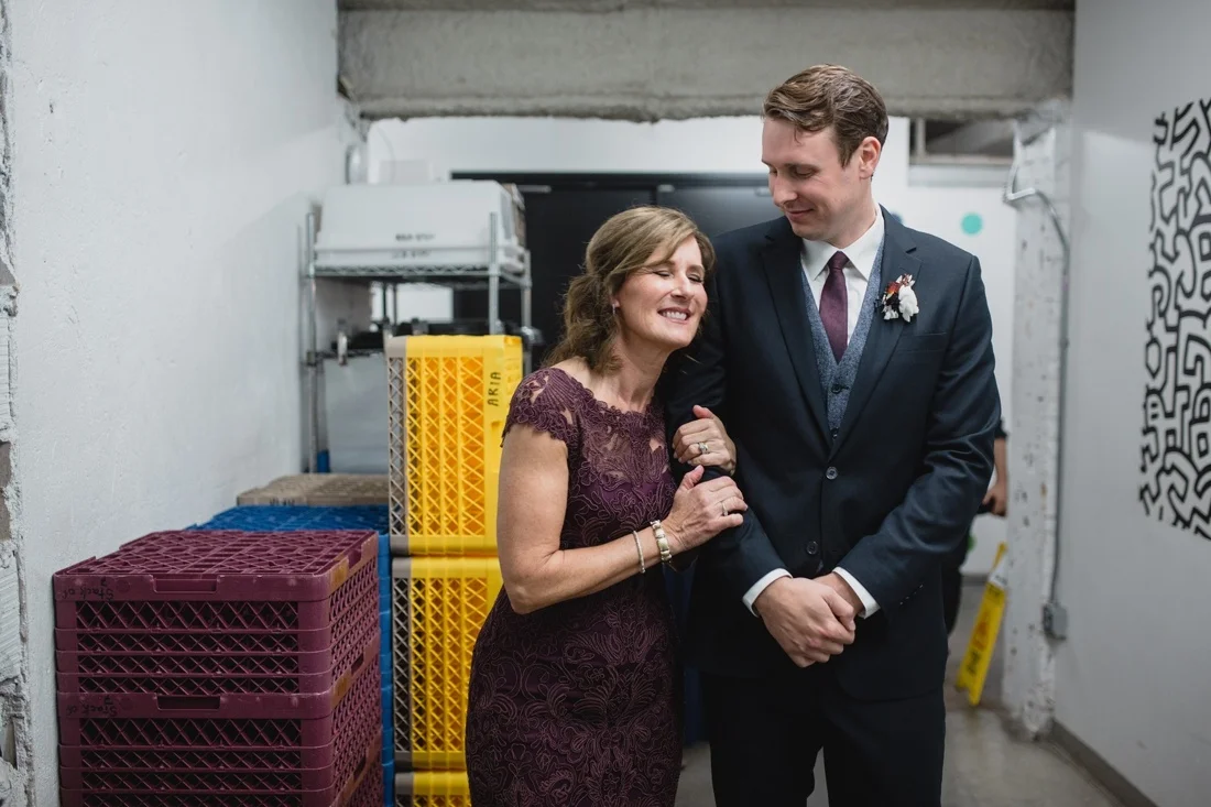 27_minneapolis_aria_wedding-1100x733.jpg