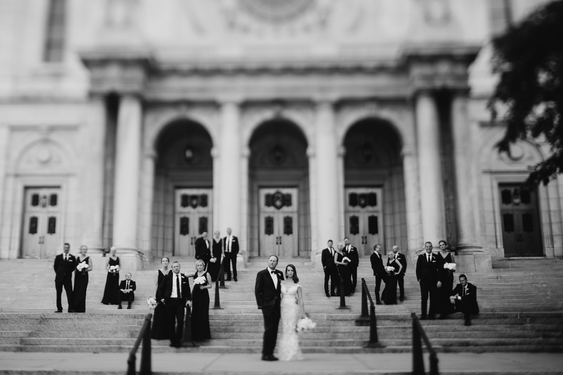 024_Minneapolis_Basilica_wedding-1100x733.jpg