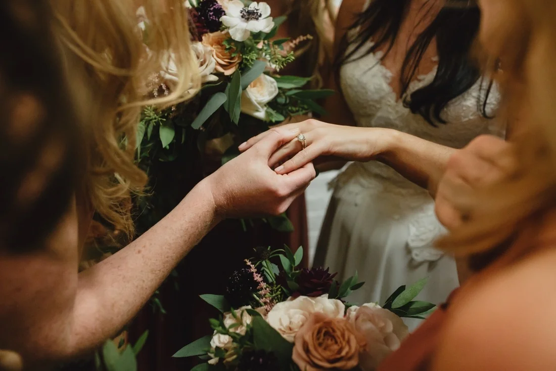 31_Aria_minneapolis_Wedding_photos-1100x733.jpg