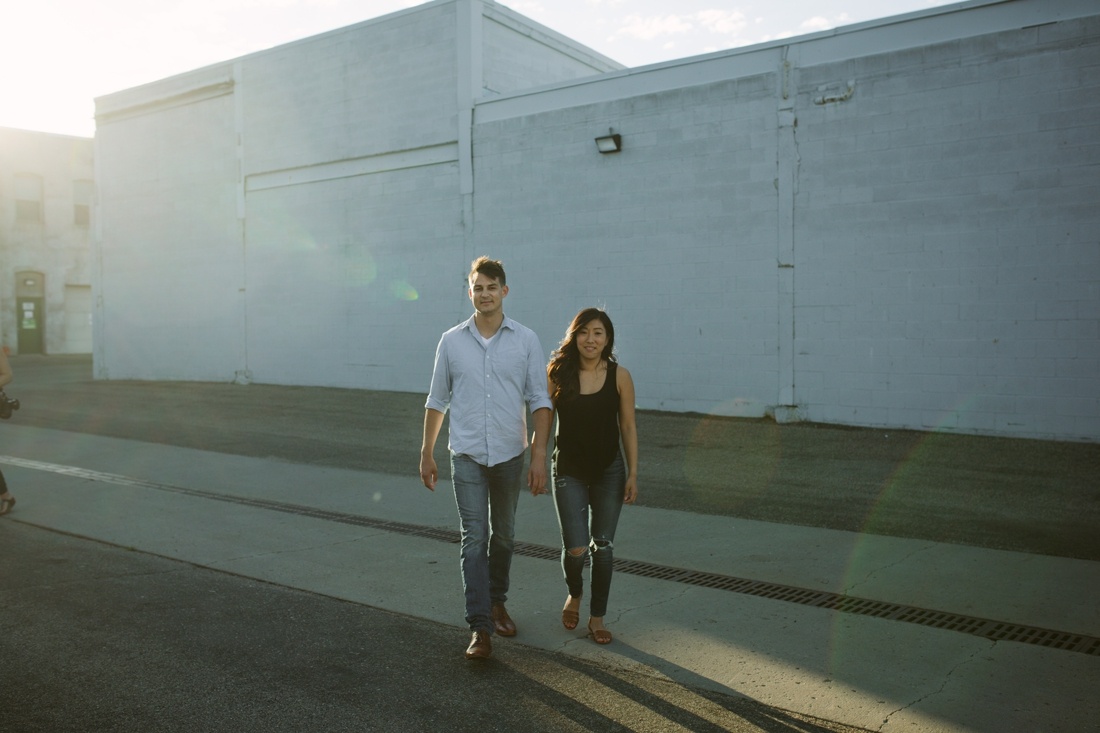 08_Minneapolis_engagement_session-1-1100x733.jpg