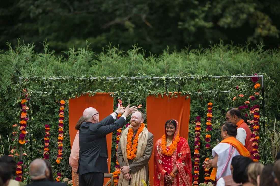 18_minneapolis_wedding_photographers-1100x733.jpg