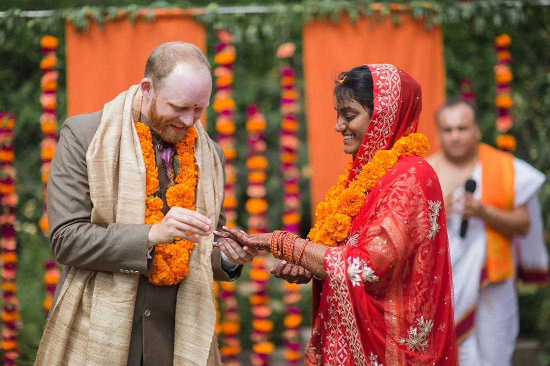 19_minneapolis_wedding_photographers-1100x733.jpg