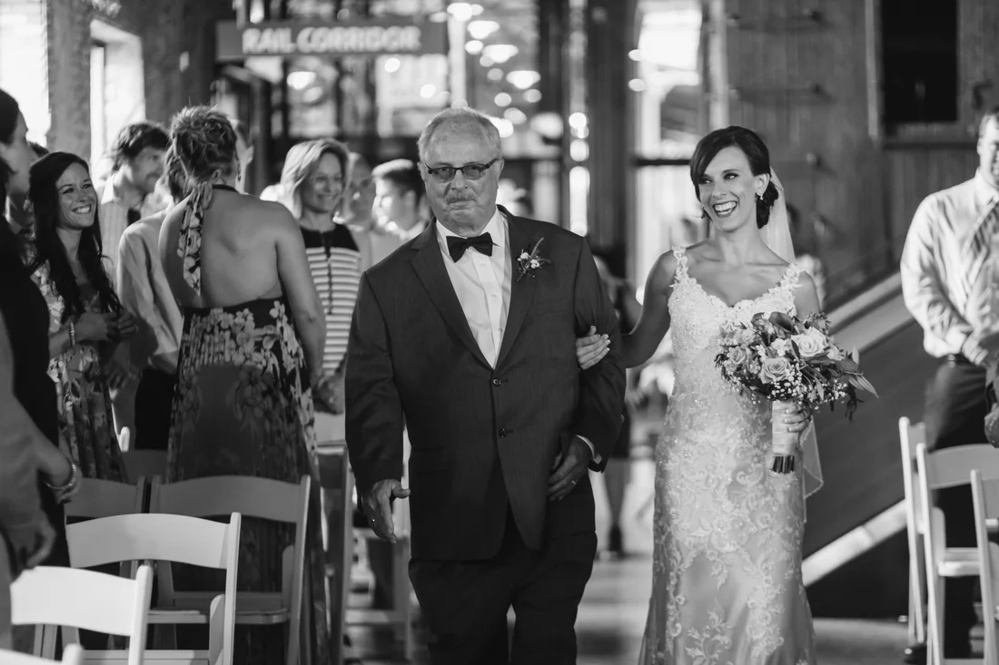 13_Mill_city_Wedding_photographer-1100x733.jpg