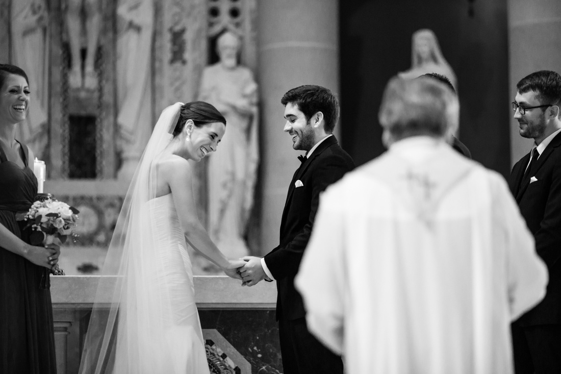 25_St_paul_wedding_photographer-1100x733.jpg