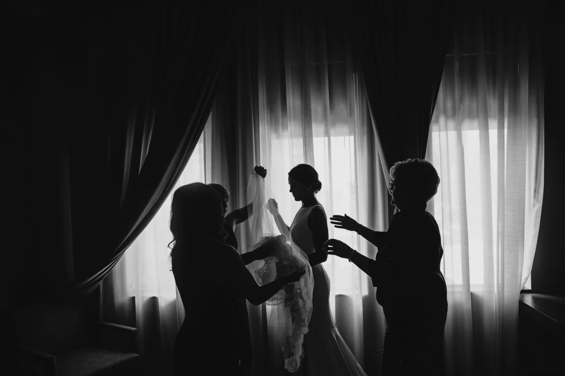 016_Minneapolis_chowgirls_solar_arts_Wedding.jpg