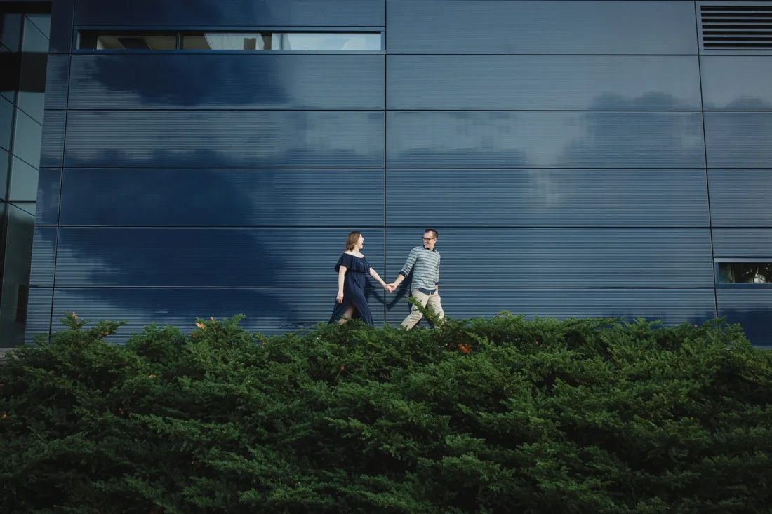 16Minneapolis_summer_engagement_session.jpg