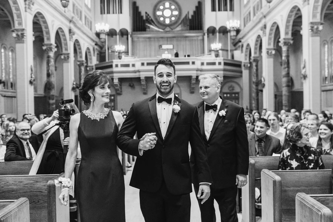 06_Minneapolis_Renaissance_Depot_Wedding.jpg