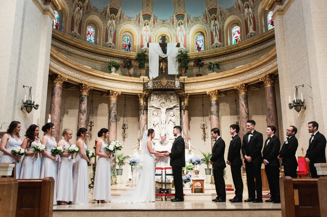 11_Minneapolis_Renaissance_Depot_Wedding.jpg
