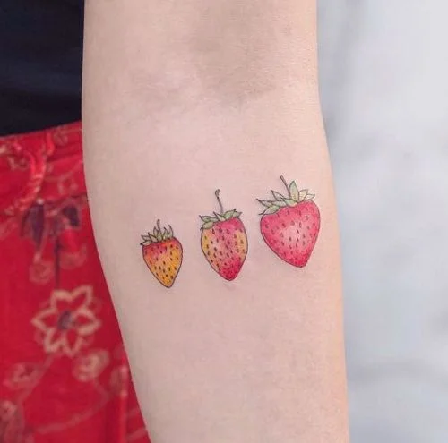 🍓a few growing goddesses 🍓