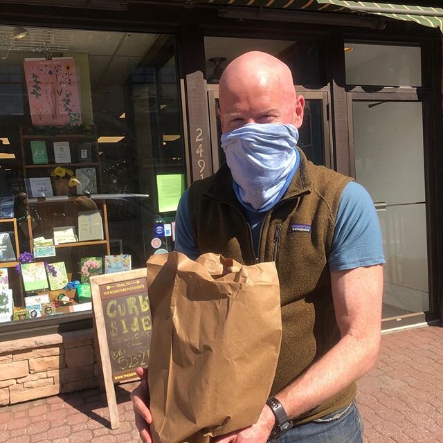 East Branch Organics&rsquo; local delivery meets @bookstoreplus curbside pickup! Underneath that bandana is a big smile 😃 , Thanks for ordering some tasty beer from us Bookstore Plus! And thanks for bringing out our new books! If you don&rsquo;t fol