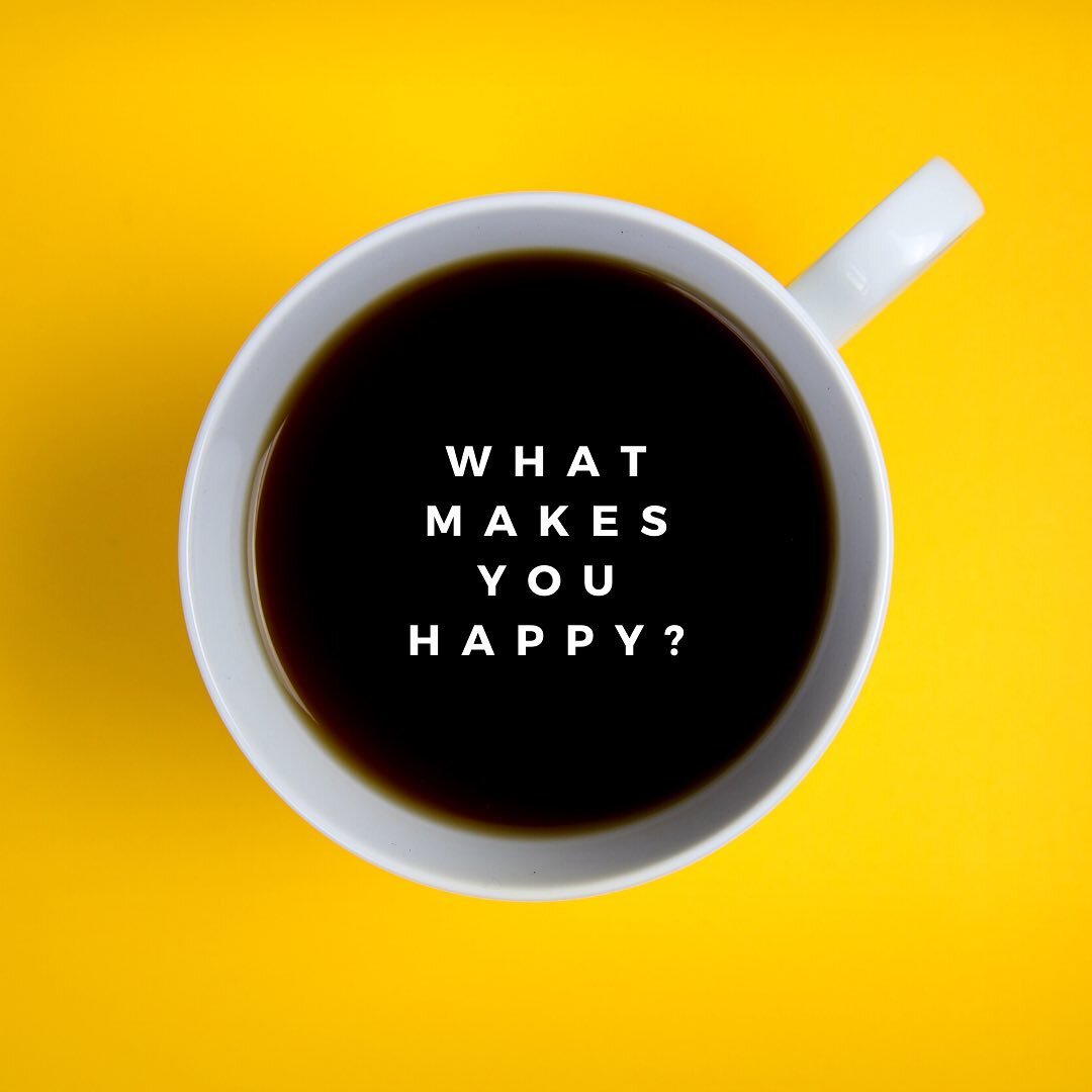 When&rsquo;s the last time you asked yourself &ldquo;what makes me happy?&rdquo; 💛⁣
⁣
I have been setting an intention for myself to start prioritizing my pleasure. I&rsquo;m bringing my attention to that make my heart skip a beat, songs that make m