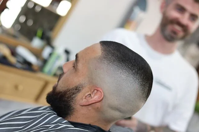 Hot Towel Shave Near Me Mens Hair Salon Near Me Mens Hairdresser