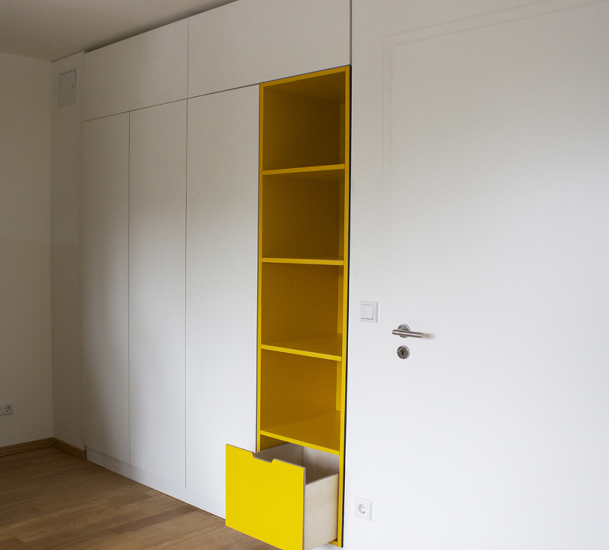 yellow cabinet 3.jpg