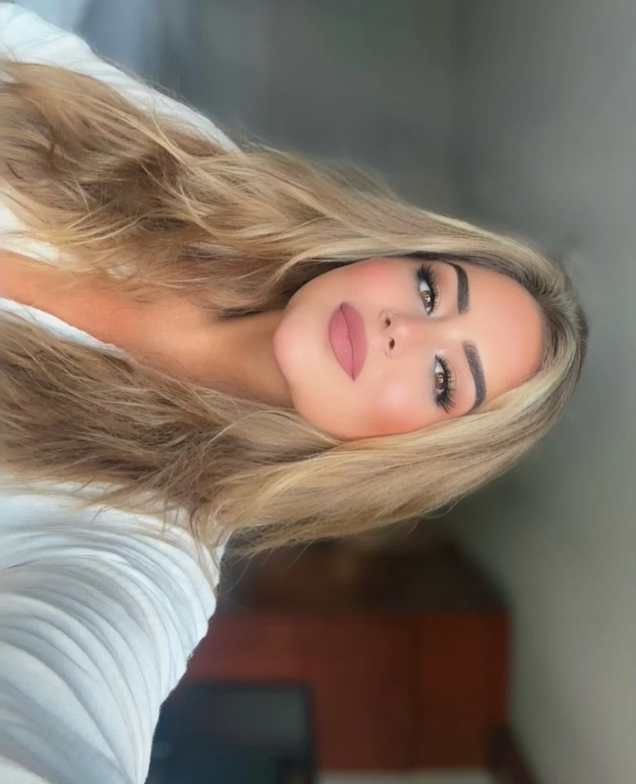 Happy International Women&rsquo;s Day 🥂 
grateful for the women who trust me to help them look and feel their best 🤍

Wedding Guest Glam 💍 
(Pʀᴇ-Hᴀɪʀsᴛʏʟɪɴɢ)