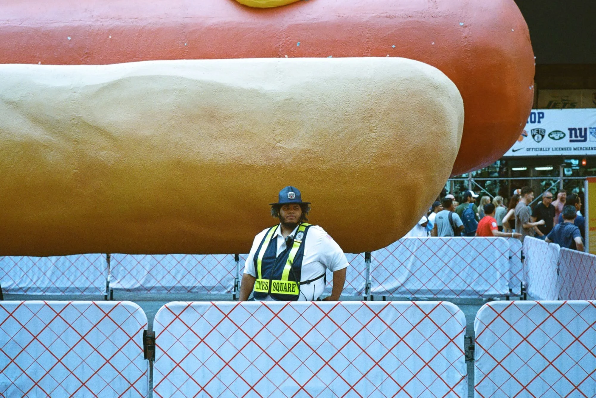 Hot Dog, 2024