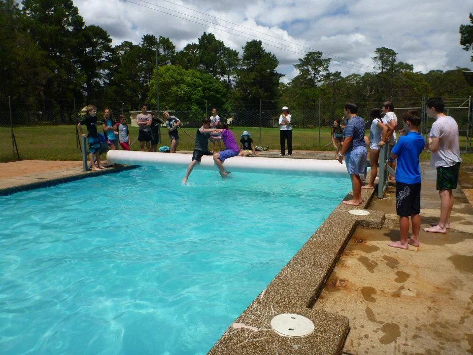 pool_sumo.jpg