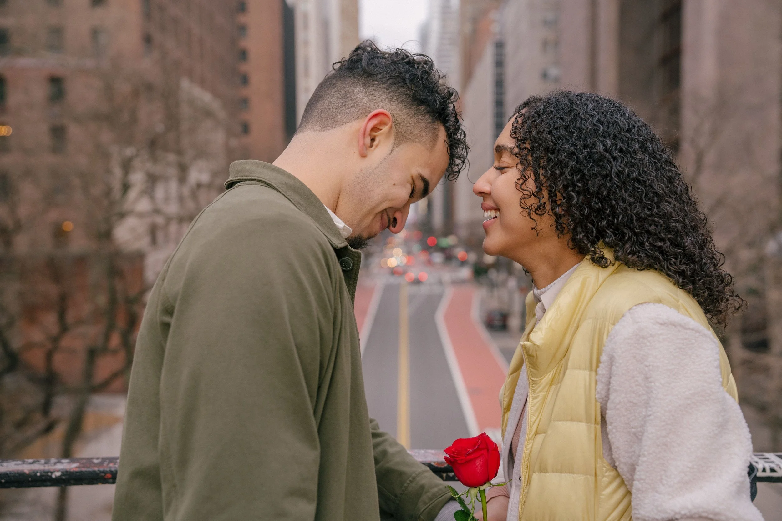 Boundaries in Relationships vs. Emotional Walls: What’s the Difference?