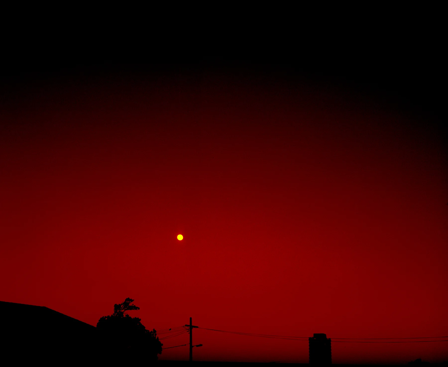 darkmoonreda3.jpg