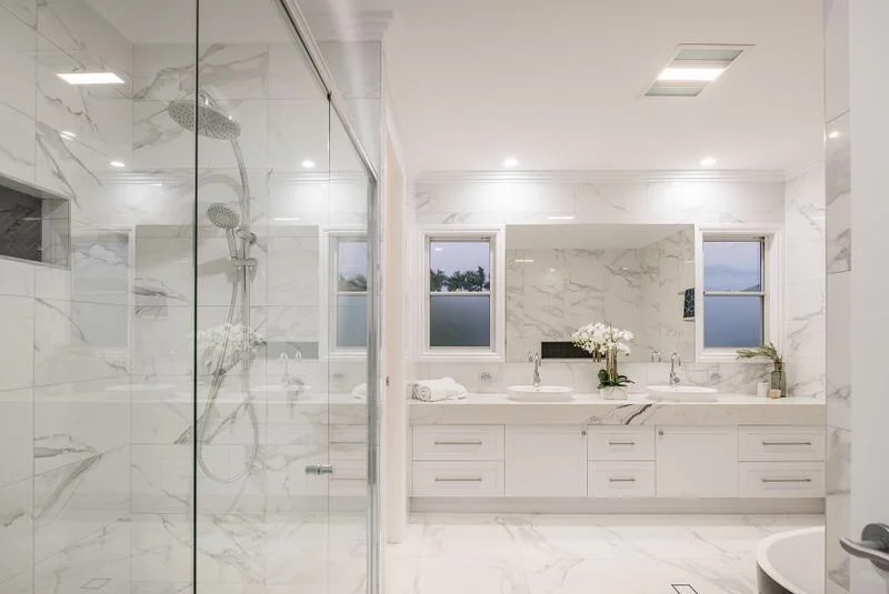Ensuite+1.jpg